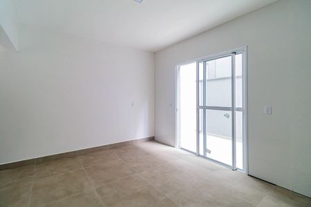 Casa à venda com 76m², 2 quartos e 2 vagasCozinha