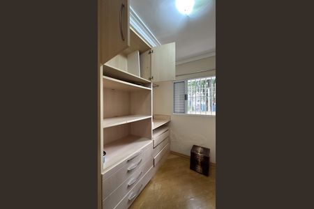 Casa para alugar com 175m², 4 quartos e 2 vagas Casa para alugar com 175m², 4 quartos e 2 vagasQuarto