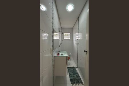 Casa para alugar com 175m², 4 quartos e 2 vagas Casa para alugar com 175m², 4 quartos e 2 vagasBanheiro