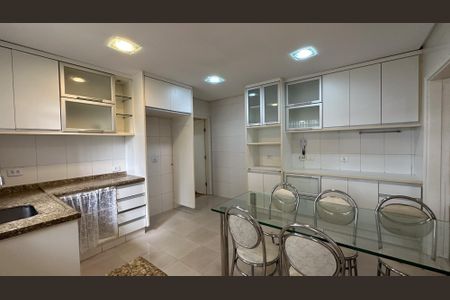 Casa para alugar com 175m², 4 quartos e 2 vagas Casa para alugar com 175m², 4 quartos e 2 vagasCozinha