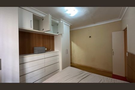 Casa para alugar com 175m², 4 quartos e 2 vagas Casa para alugar com 175m², 4 quartos e 2 vagasSuíte 1