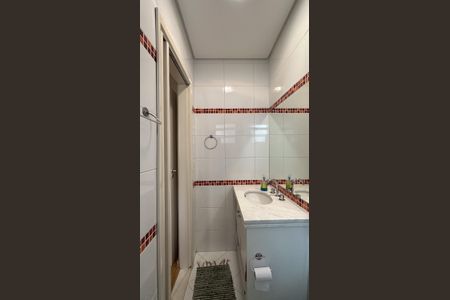 Casa para alugar com 175m², 4 quartos e 2 vagas Casa para alugar com 175m², 4 quartos e 2 vagasBanheiro da Suíte 2