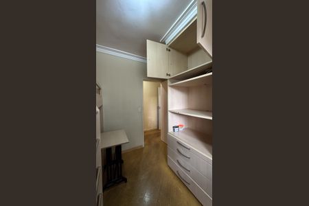 Casa para alugar com 175m², 4 quartos e 2 vagas Casa para alugar com 175m², 4 quartos e 2 vagasQuarto