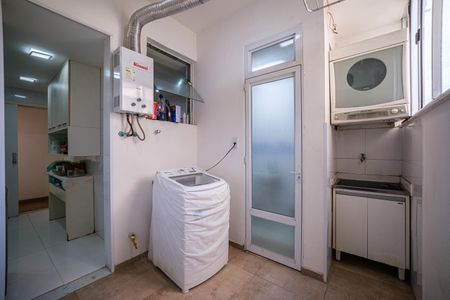 Apartamento à venda com 115m², 3 quartos e 1 vagaÁrea de Serviço