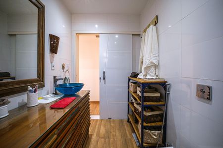 Apartamento à venda com 115m², 3 quartos e 1 vagaBanheiro Social