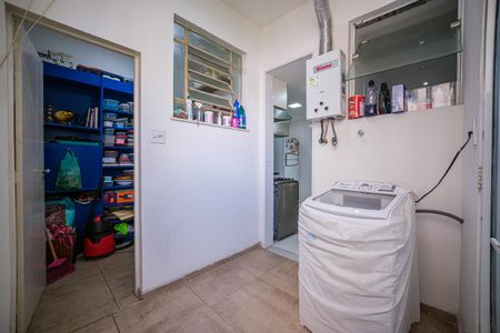 Apartamento à venda com 115m², 3 quartos e 1 vagaÁrea de Serviço