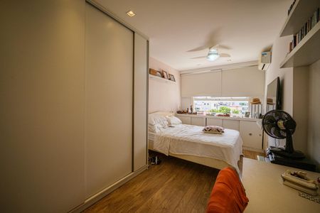 Apartamento à venda com 115m², 3 quartos e 1 vagaQuarto 1