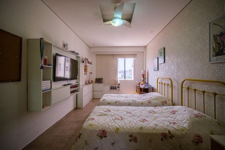 Apartamento à venda com 115m², 3 quartos e 1 vagaQuarto 2