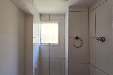 Apartamento para alugar com 62m², 2 quartos e 1 vaga Apartamento para alugar com 62m², 2 quartos e 1 vagaBanheiro de serviço