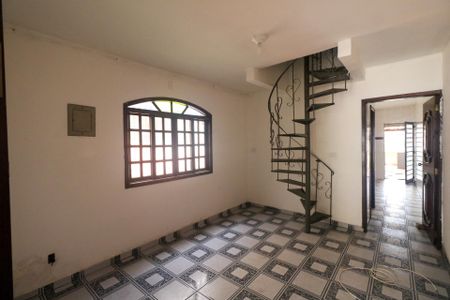 Sala de casa à venda com 2 quartos, 202m² em Centro, Diadema