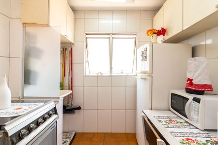 Apartamento à venda com 36m², 2 quartos e 1 vaga Apartamento à venda com 36m², 2 quartos e 1 vagaCozinha e Área de Serviço