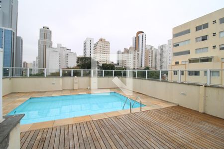 Apartamento à venda com 36m², 2 quartos e 1 vaga Apartamento à venda com 36m², 2 quartos e 1 vagaÁrea comum - Piscina