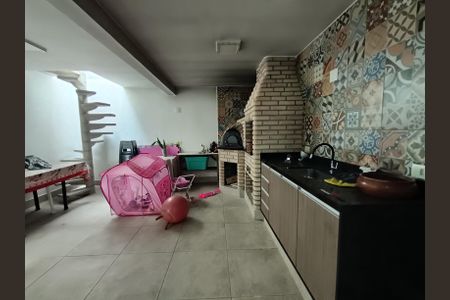 Casa à venda com 230m², 3 quartos e 3 vagas