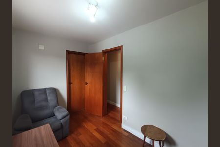 Casa à venda com 230m², 3 quartos e 3 vagas