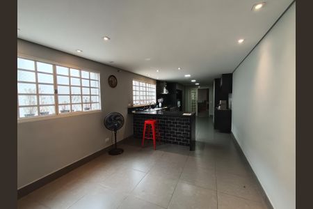 Casa à venda com 230m², 3 quartos e 3 vagas
