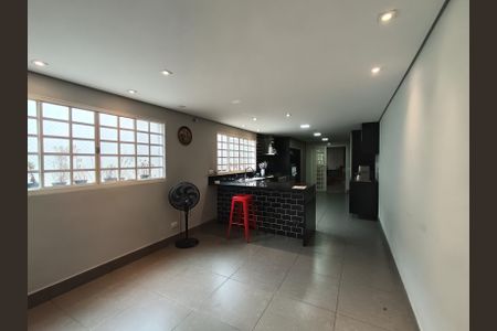 Casa à venda com 230m², 3 quartos e 3 vagas