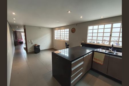 Casa à venda com 230m², 3 quartos e 3 vagas