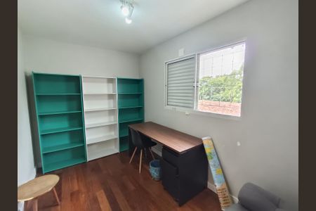 Casa à venda com 230m², 3 quartos e 3 vagas