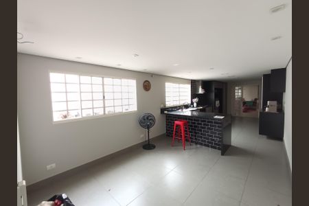 Casa à venda com 230m², 3 quartos e 3 vagas
