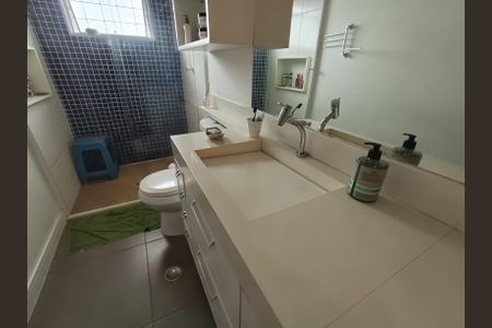 Casa à venda com 230m², 3 quartos e 3 vagas