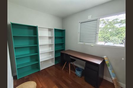 Casa à venda com 230m², 3 quartos e 3 vagas