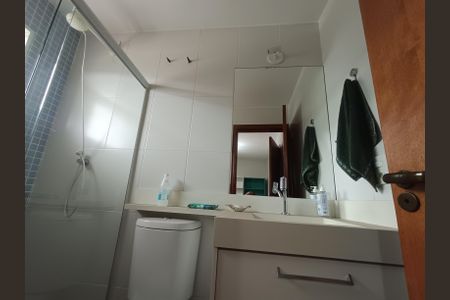 Casa à venda com 230m², 3 quartos e 3 vagas