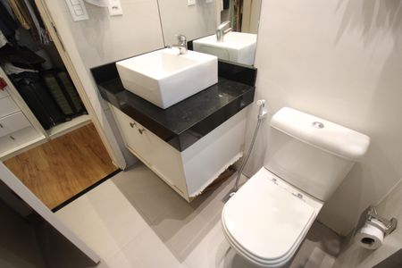 Apartamento para alugar com 78m², 2 quartos e 1 vagaBanheiro da suíte