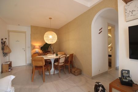 Apartamento para alugar com 78m², 2 quartos e 1 vagaSala