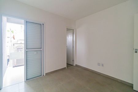 Casa à venda com 76m², 2 quartos e 2 vagas Casa à venda com 76m², 2 quartos e 2 vagasSuite 01
