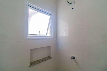 Casa à venda com 76m², 2 quartos e 2 vagas Casa à venda com 76m², 2 quartos e 2 vagasSuite 01 - Banheiro