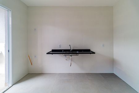 Casa à venda com 76m², 2 quartos e 2 vagas Casa à venda com 76m², 2 quartos e 2 vagasCozinha