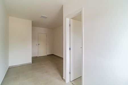 Casa à venda com 76m², 2 quartos e 2 vagas Casa à venda com 76m², 2 quartos e 2 vagasSuite 02