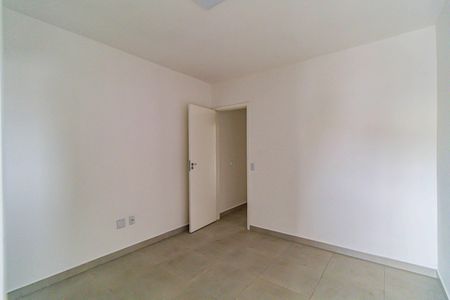 Casa à venda com 76m², 2 quartos e 2 vagas Casa à venda com 76m², 2 quartos e 2 vagasSuite 01