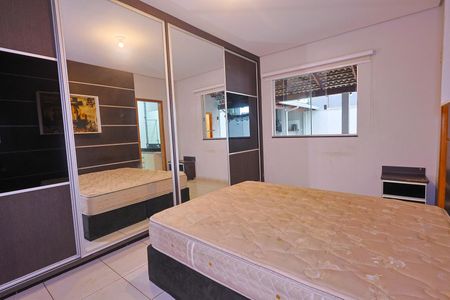 Casa para alugar com 283m², 4 quartos e 4 vagasQuarto 1