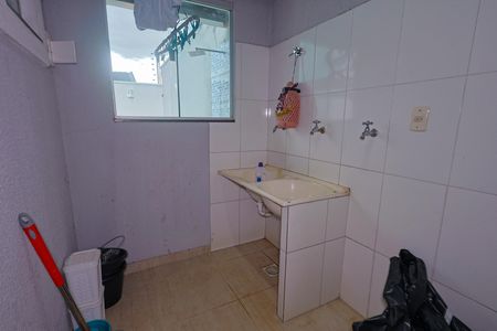 Casa para alugar com 283m², 4 quartos e 4 vagasÁrea de Serviço