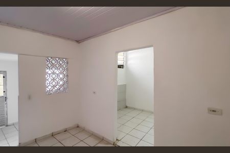 Quarto 2 de casa para alugar com 2 quartos, 38m² em Parque Cisper, São Paulo