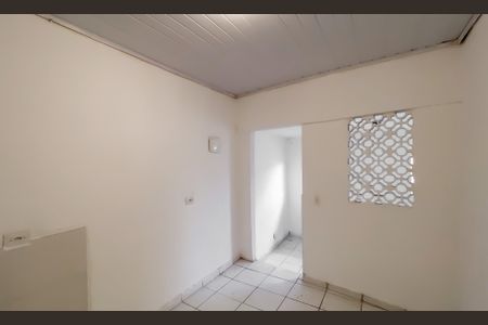 Quarto 2 de casa para alugar com 2 quartos, 38m² em Parque Cisper, São Paulo