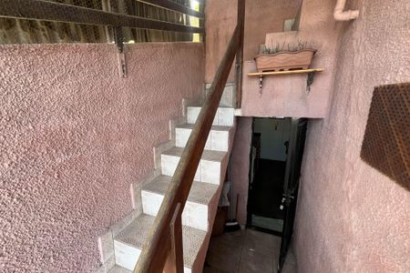 Apartamento para alugar com 120m², 2 quartos e 1 vagaEscadas