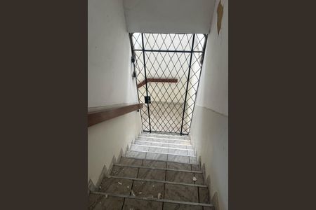 Apartamento para alugar com 120m², 2 quartos e 1 vagaEscadas