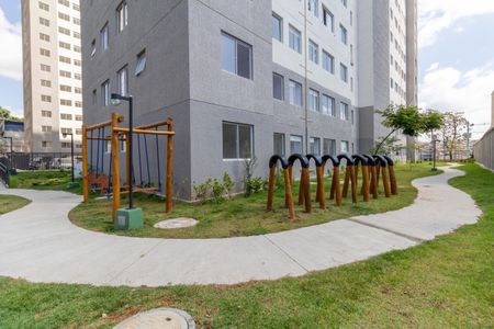 Apartamento para alugar com 42m², 2 quartos e sem vaga Apartamento para alugar com 42m², 2 quartos e sem vagaÁrea Comum - Playground