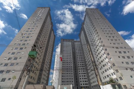 Apartamento para alugar com 42m², 2 quartos e sem vaga Apartamento para alugar com 42m², 2 quartos e sem vagaFachada