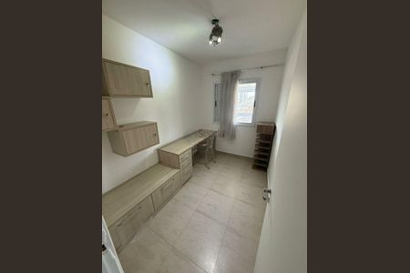 Apartamento à venda com 3 quartos, 74m² em Vila Bertioga, São Paulo