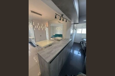 Apartamento à venda com 3 quartos, 74m² em Vila Bertioga, São Paulo