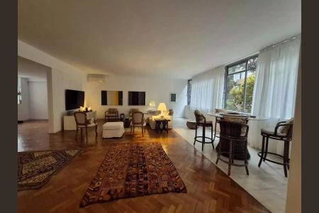 Apartamento à venda com 284m², 3 quartos e 2 vagas