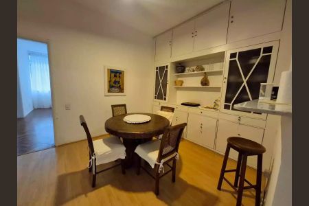 Apartamento à venda com 284m², 3 quartos e 2 vagas