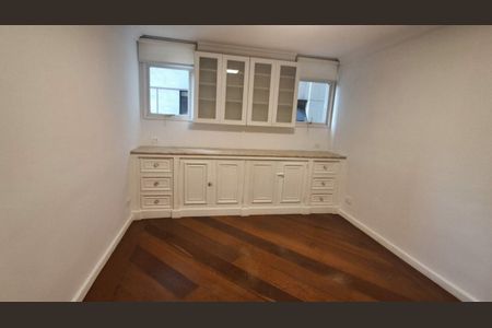 Apartamento à venda com 4 quartos, 327m² em Jardim Paulistano, São Paulo