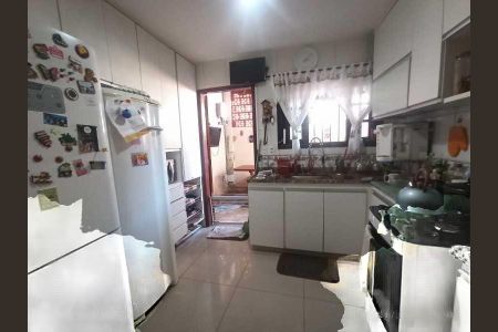 Casa de condomínio à venda com 129m², 3 quartos e 2 vagas