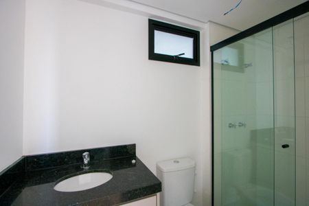 Apartamento para alugar com 65m², 3 quartos e 2 vagasBanheiro do quarto 1