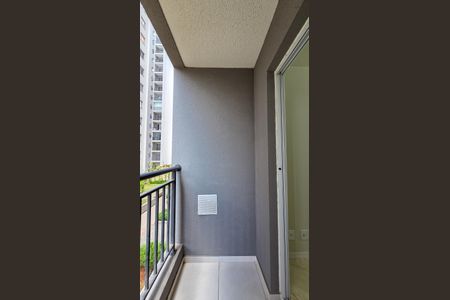 Apartamento para alugar com 38m², 2 quartos e sem vagaVaranda