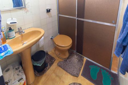 Banheiro de casa à venda com 3 quartos, 150m² em Jardim Vila Formosa, São Paulo